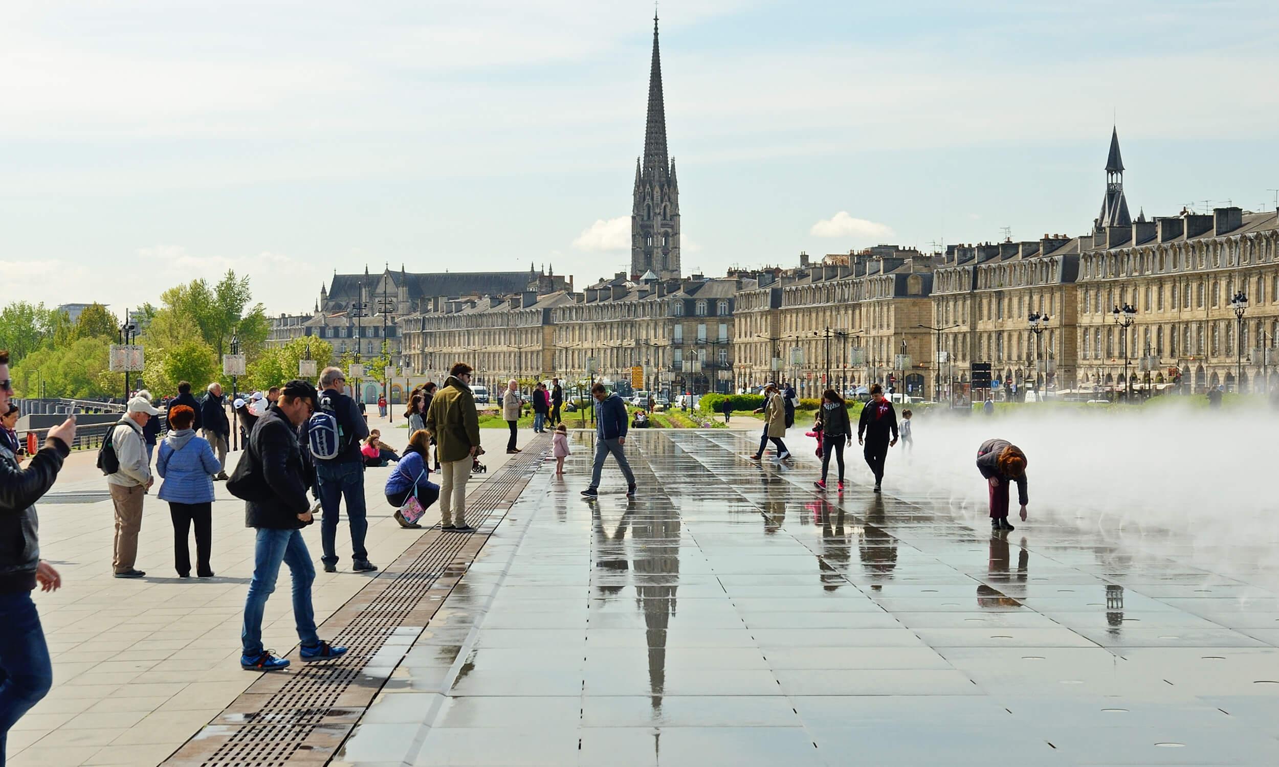 Le miroir d'eau à Bordeaux